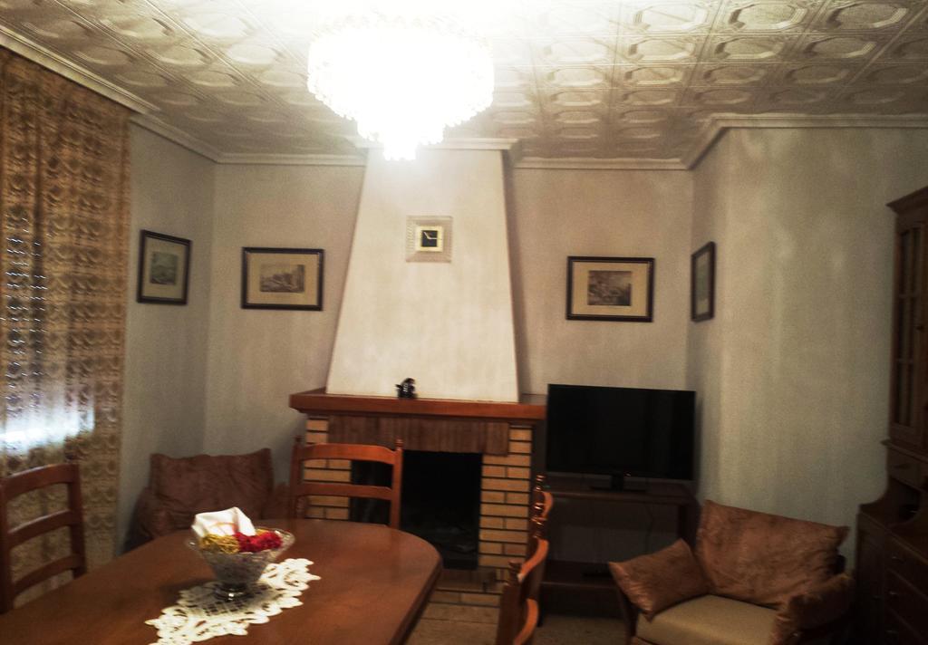 Hostal Rural Casa Castro Alberuela de la Liena Værelse billede