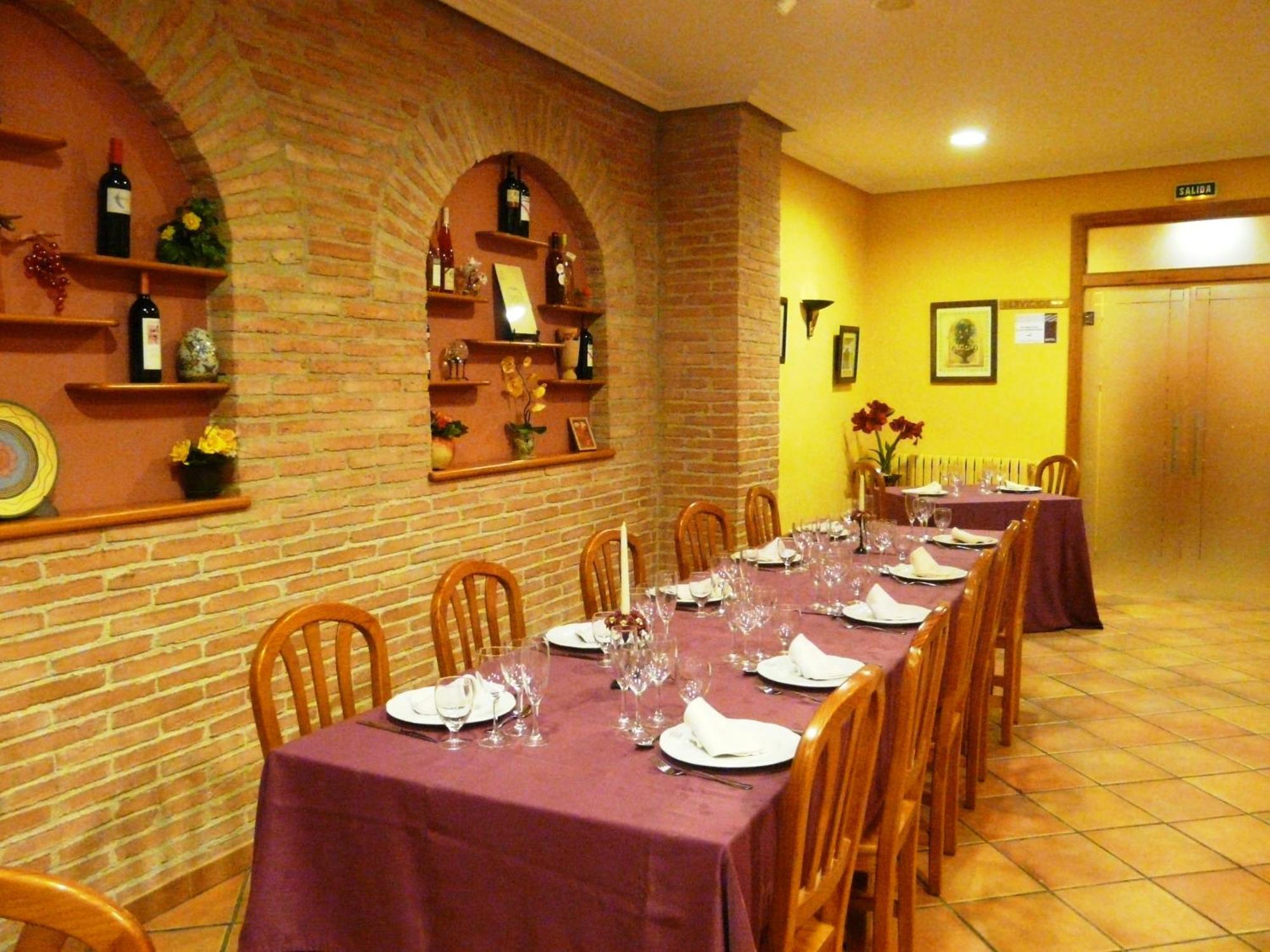 Hostal Rural Casa Castro Alberuela de la Liena Eksteriør billede