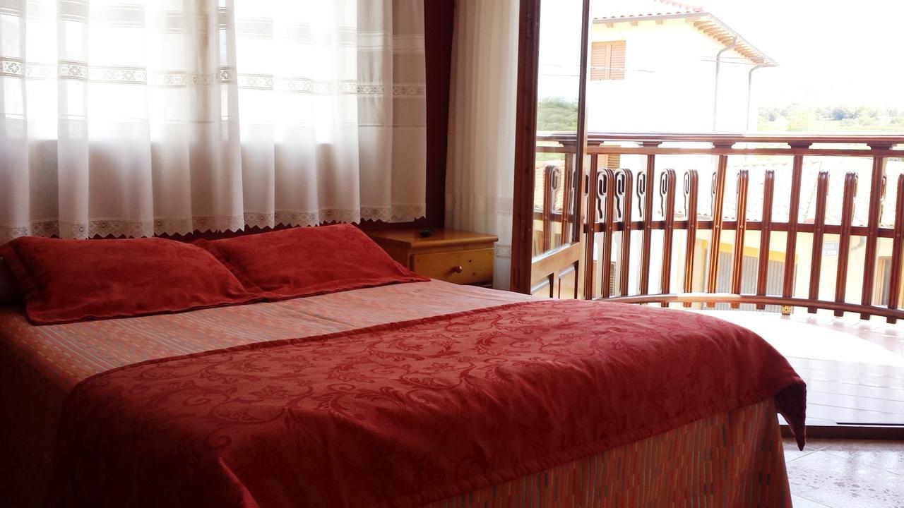 Hostal Rural Casa Castro Alberuela de la Liena Eksteriør billede